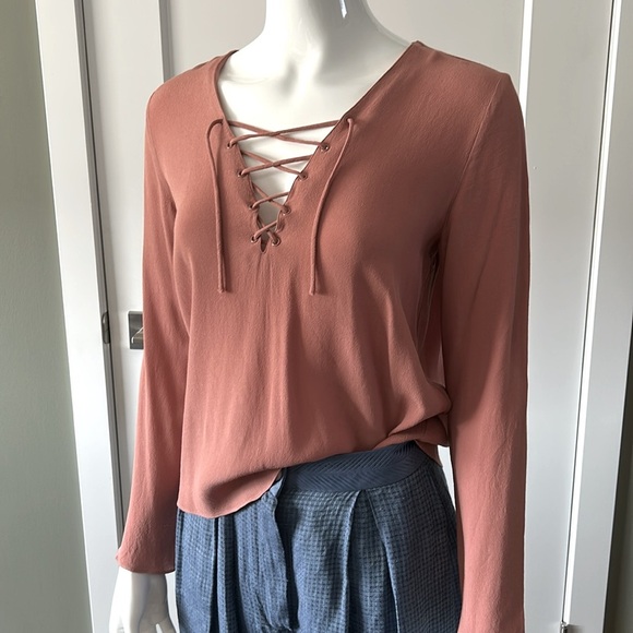 Wilfred Free Redling Top - Picture 9 of 12